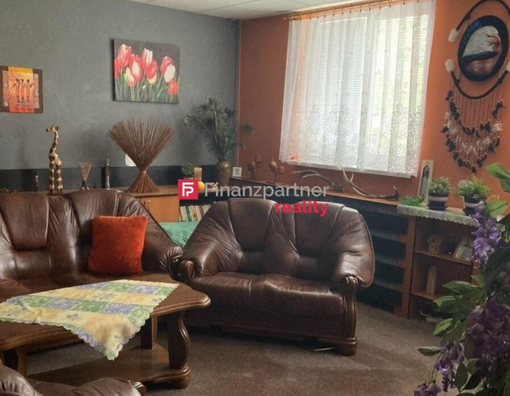 Na predaj polyfunkčná budova Michalovce