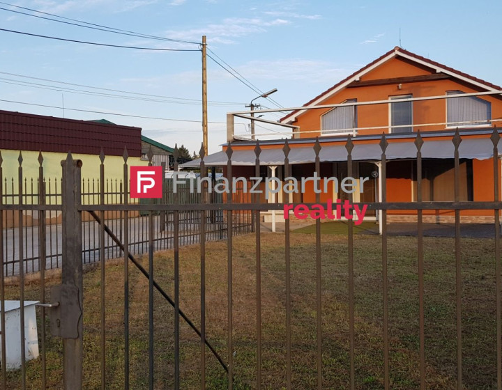 Znížená cena!!!F109-018REMA Polyfunkčná budova Kolárovo