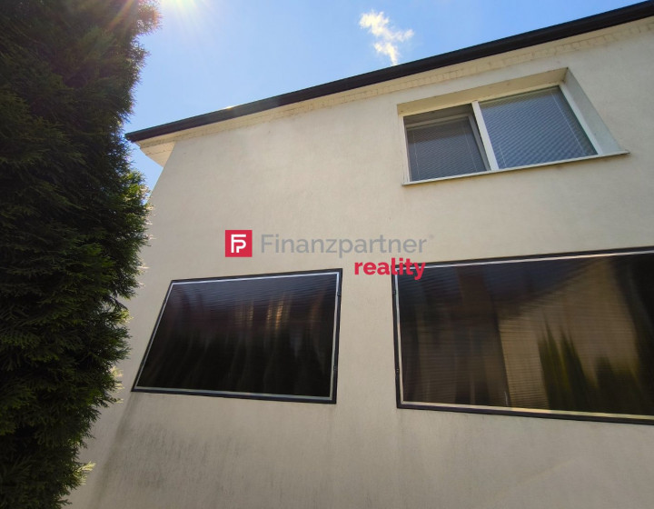 Exkluzívne na predaj polyfunkčný objekt Michalovce