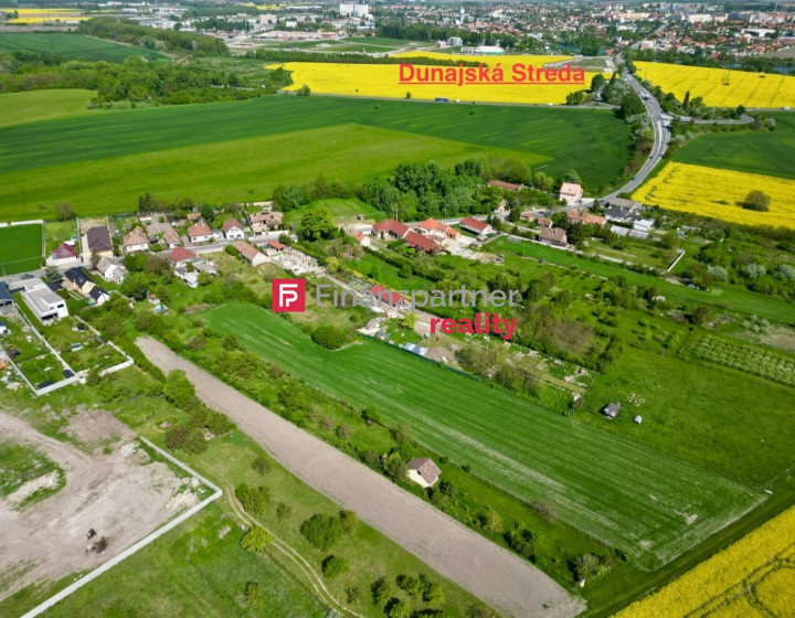 Na predaj stavebný pozemok o rozlohe 3467 m2
