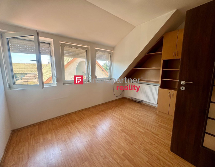 Na predaj sympatický podkrovný byt v meste Mosonmagyaróvár