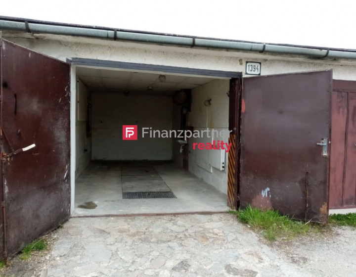 F014-19-KATA  EXKLUZIVNE na PREDAJ garáž v lokalite Šahy