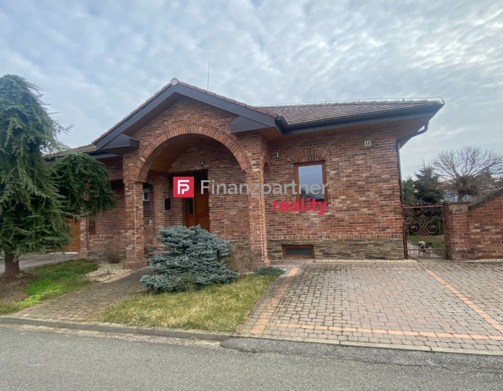 Na predaj luxusná rodinná vila v Michalovciach