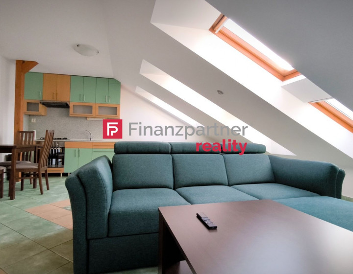 Exkluzívne na prenájom 2 izbový byt (apartmán) priamo v centre mesta Michalovce