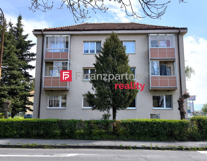 k dispozícii KOMPLETNE ZREKONŠTRUOVANÝ VEĽKÝ 2i BYT