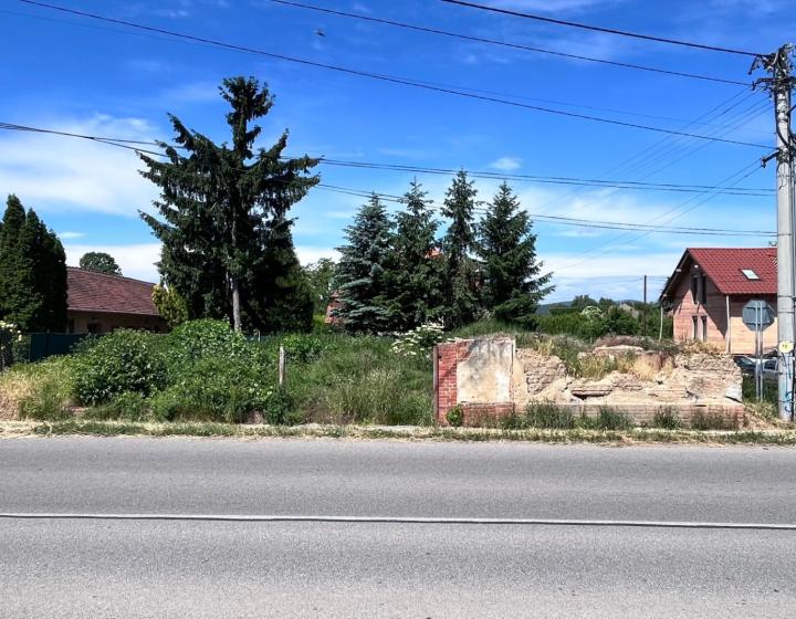 Stavebný pozemok 347 m2, Zlaté Moravce