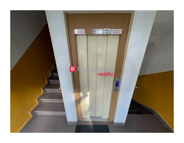 Bezbariérový 1 izb byt v perfektnej časti na začiatku SIII. (F656-111-ANMi)