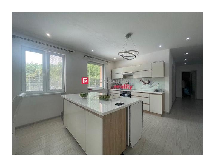 6 ročný white bungalov Ku Surdoku (F651-12-ANMi)