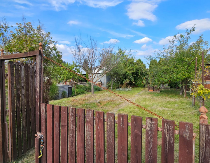 Exkluzívna záhrada s chatkou a plným vybavením v Bohdanovciach nad Trnavou!