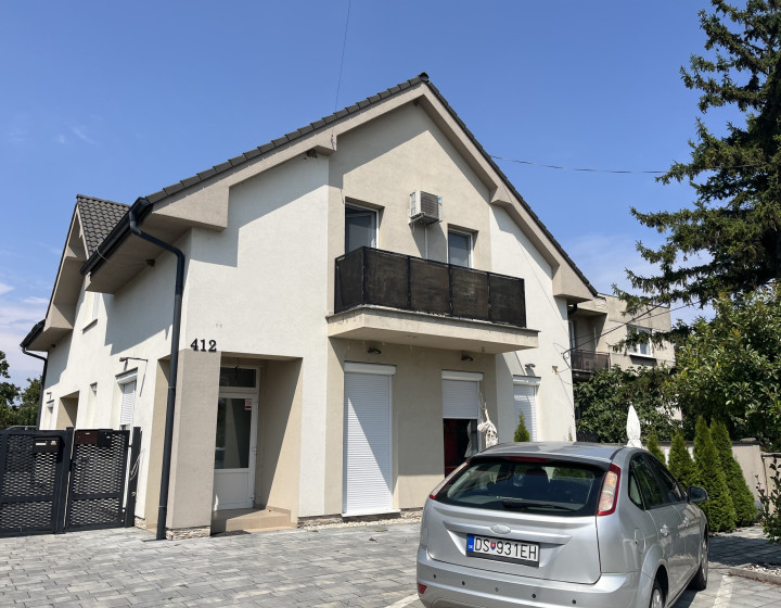 Na prenájom 2,5-izbový byt v tichej lokalite Kráľovho Brodu