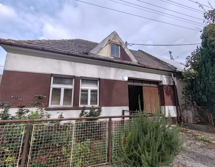 Znížená cena! starší rodinný dom Bzince pod Javorinou