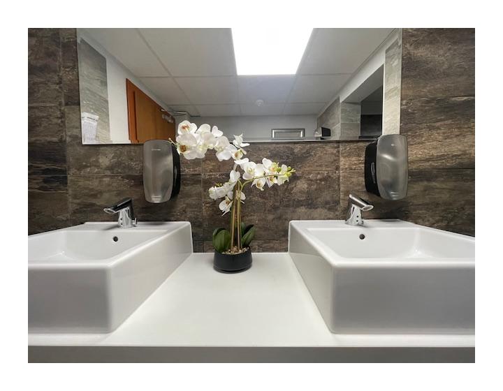 NOVÉ BYTY  (F566-112-ANM)