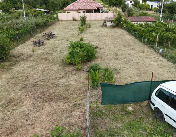 Rozľahlý stavebný pozemok v meste Štúrovo, Nové Zámky