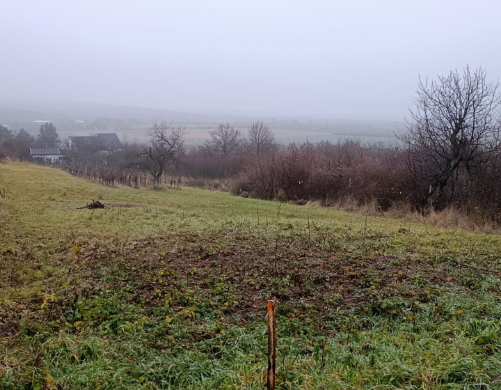 Rekreačnopodnikateľský pozemok 15árov Nitrianske Hrnčiarovce