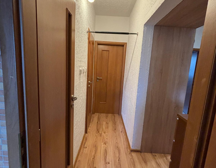 Prenájom 3 izbový byt VNKS Banská Bystrica