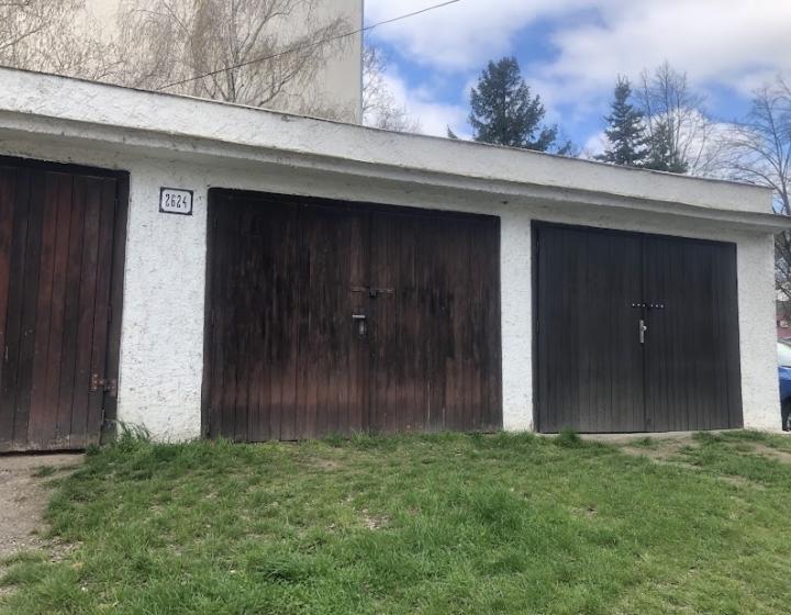 Na predaj garáž v meste Sečovce