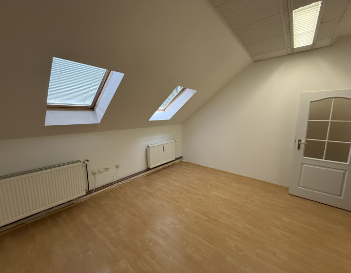 Prenájom kancelárskych priestorov - Dunajská Streda