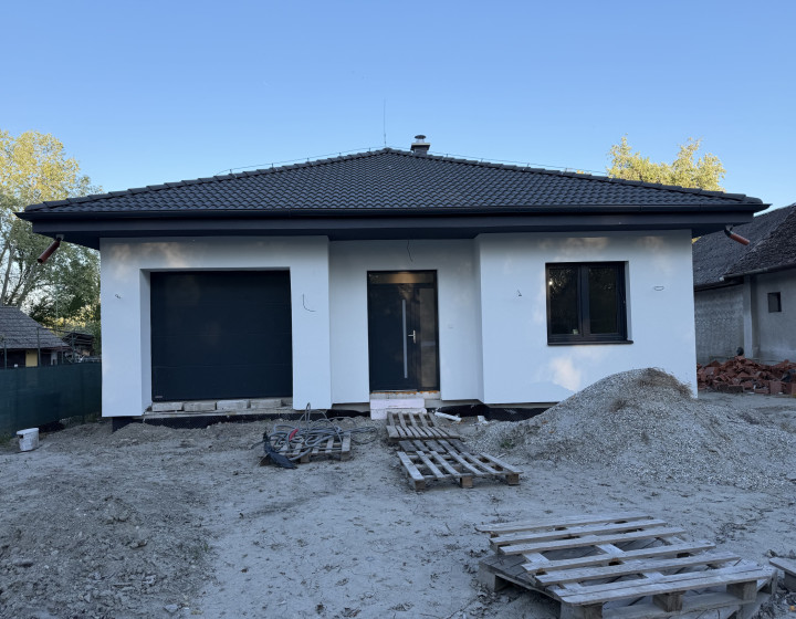 Predávame 4izb holodom