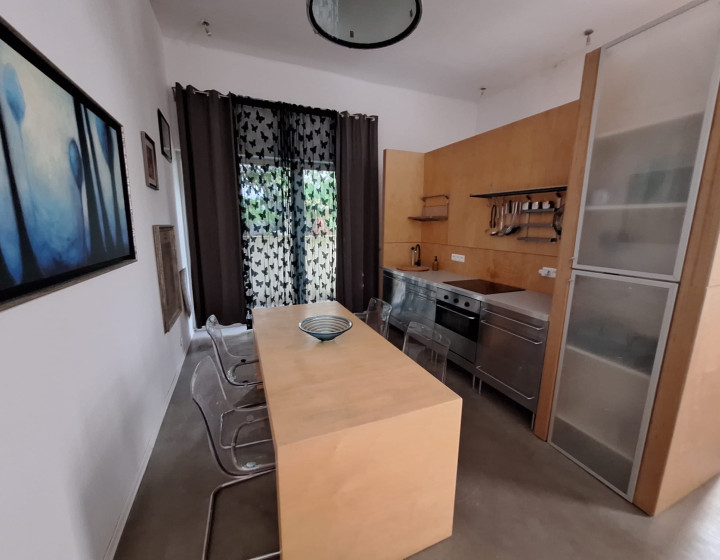 Prenájom 2 izbový byt v centre mesta Nitra