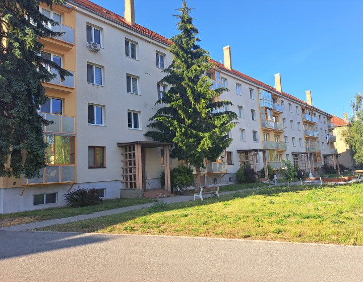 Štýlový 2-izbový byt v tichom centre po kompletnej rekonštrukcii