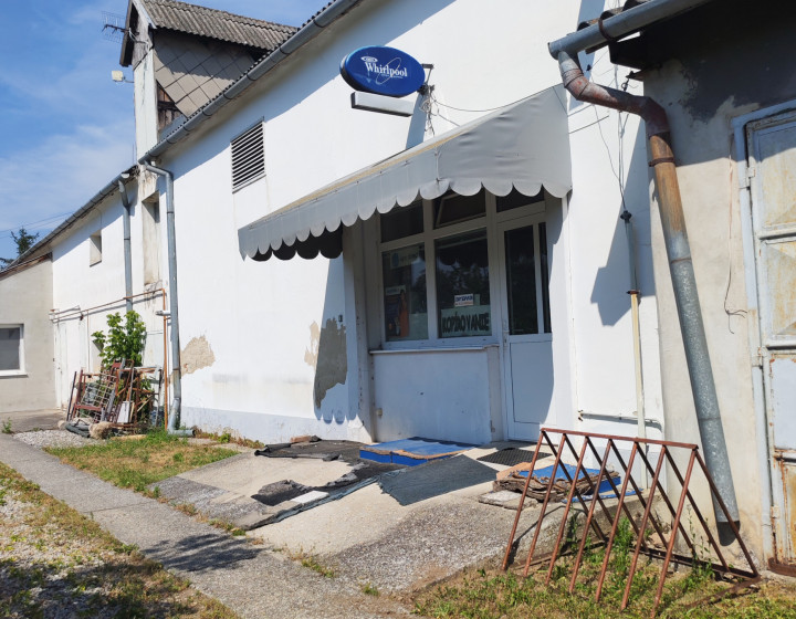 Na predaj predajňa v centre mesta Hurbanovo
