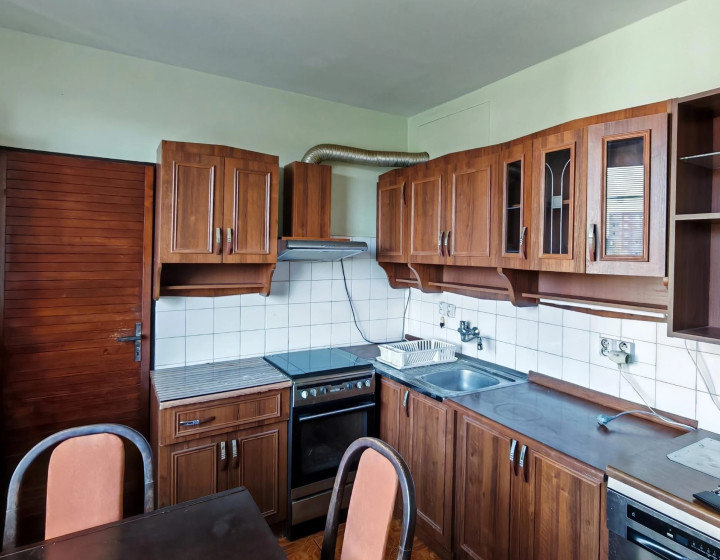 Prenájom - 3 izbový byt, Karpatská ulica, Chrenová, Nitra