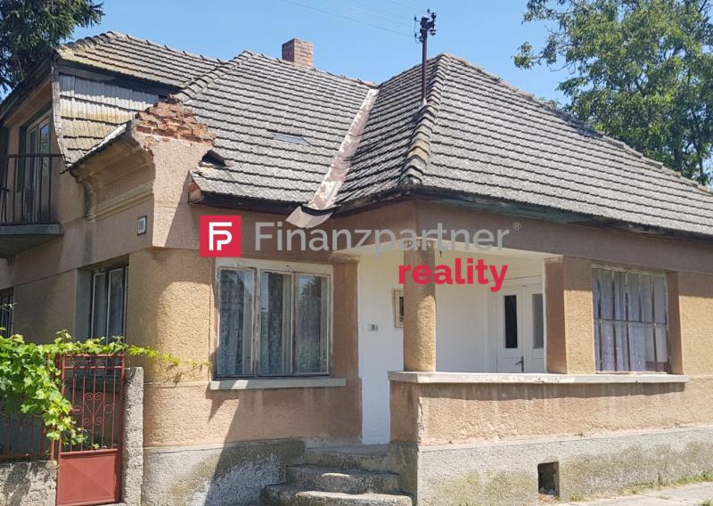 Rezervované!!! NA PREDAJ 2970 m2 pozemok so starším RD  V OBCI PADÁŇ, DUNAJSKÁ STREDA 015-12-SIH