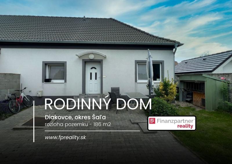 Zrekonštruovaný rodinný dom Diakovce, Šala