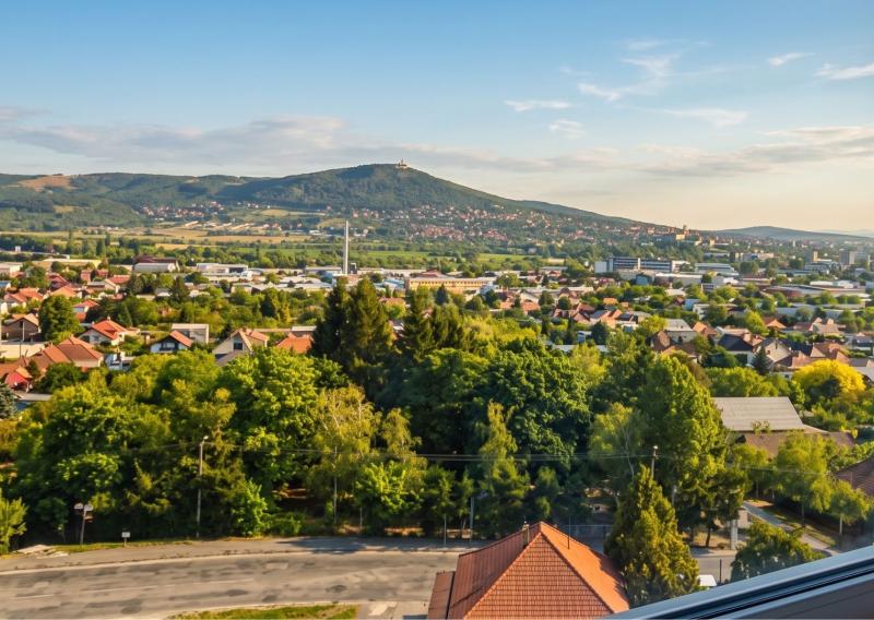 Veľký svetlý 3 izbový byt 78 m2, Nitra Zvolenská