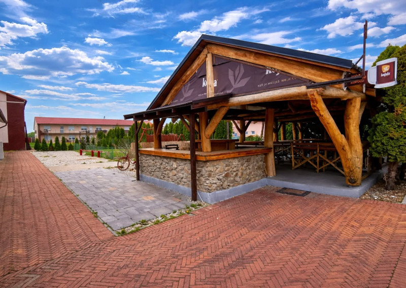 F168-028REMA -Na prenájom kaviareň/bistro Michal na Ostrove